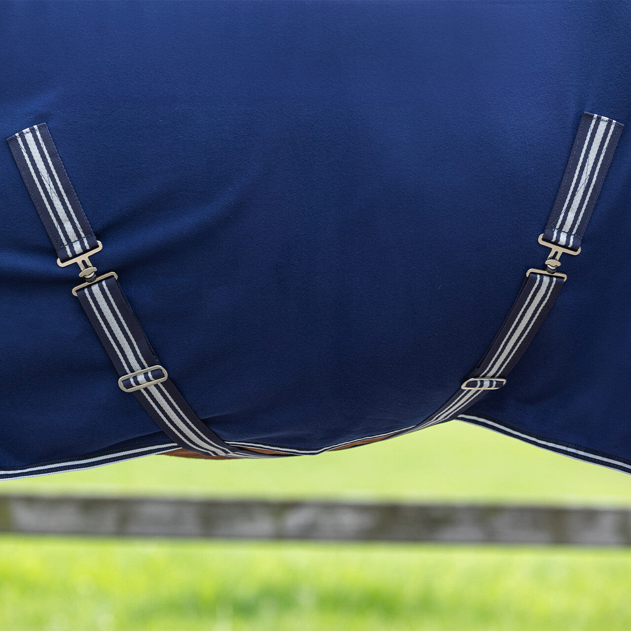 Couverture polaire Basic avec sangle